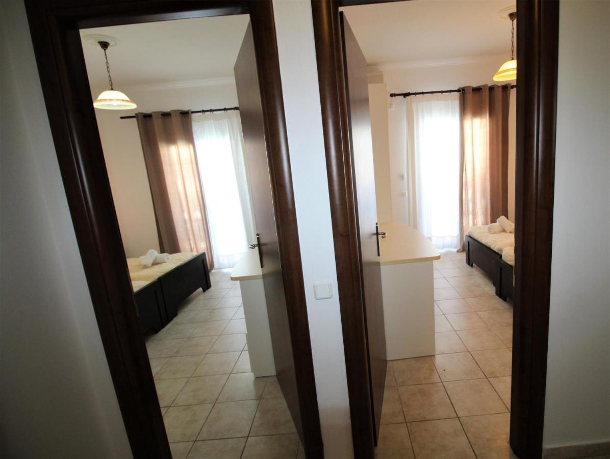 Nikki'S Studios & Apartments 莫拉蒂卡 外观 照片